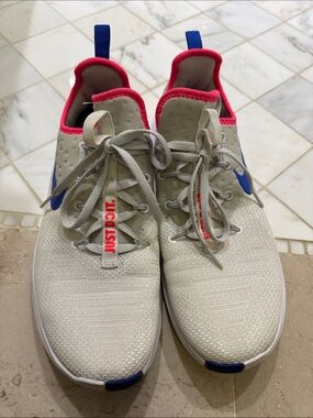 Nike Free TR 8 size 9.5